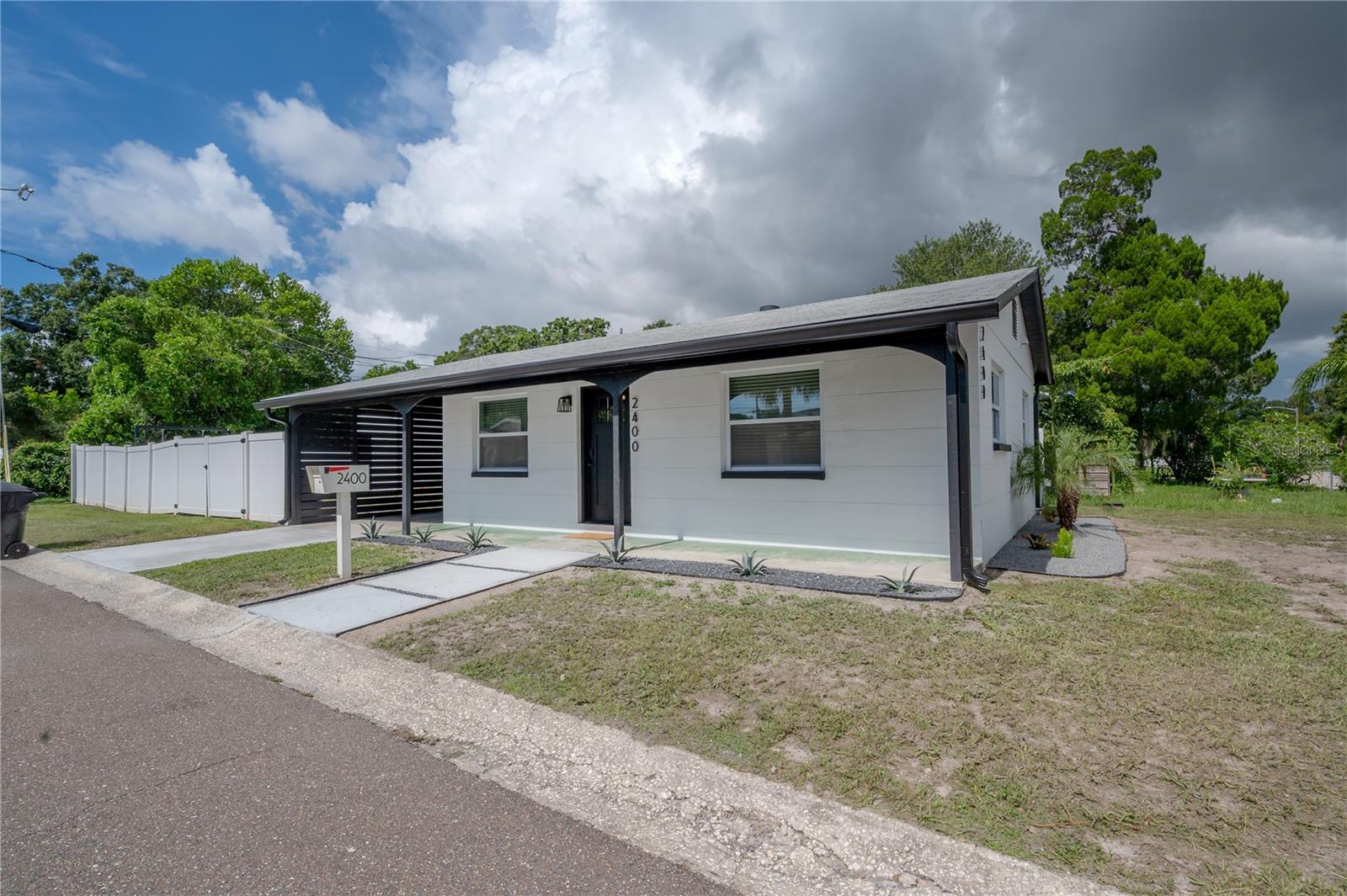 Image 2 of 42 For 2400 34th Avenue N