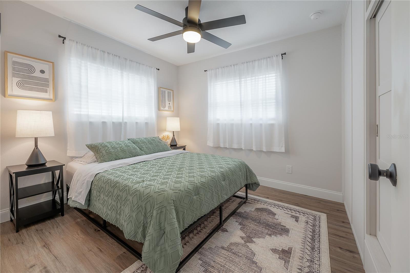 Image 24 of 42 For 2400 34th Avenue N