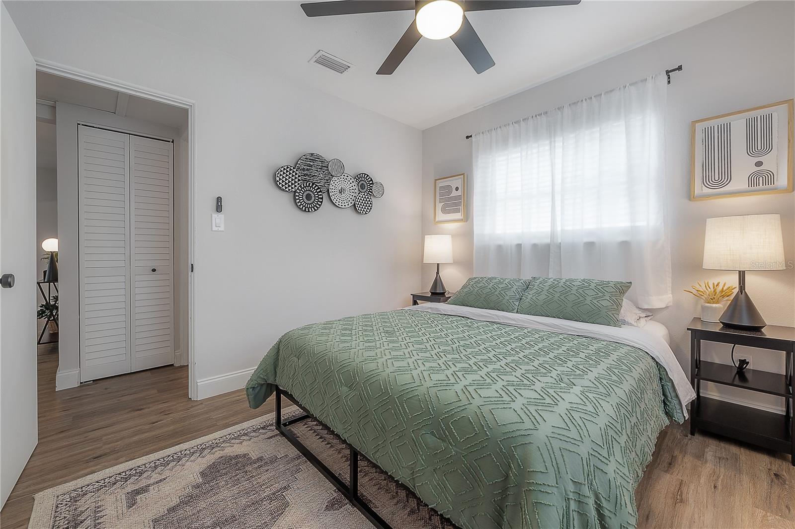 Image 27 of 42 For 2400 34th Avenue N