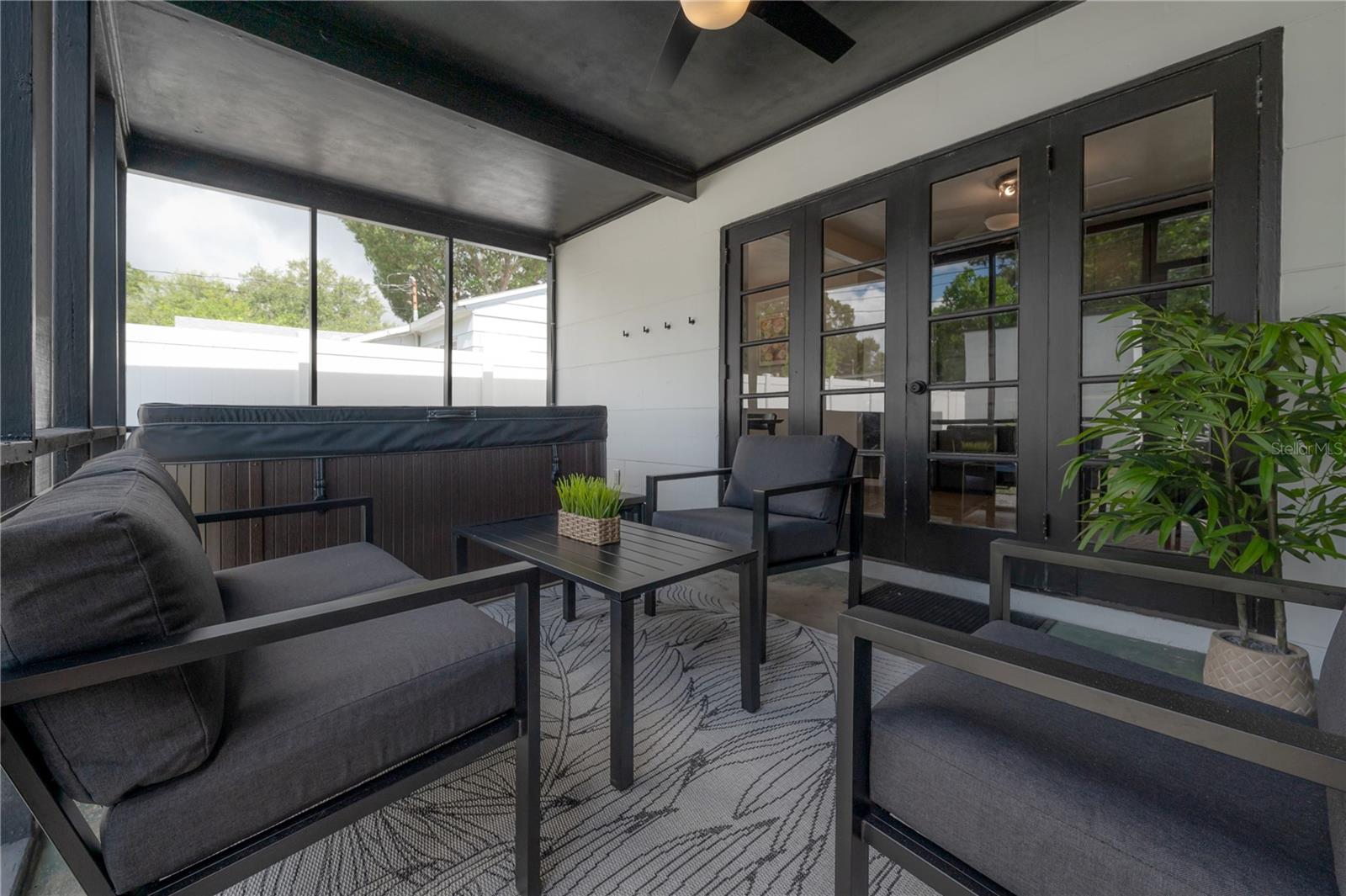 Image 39 of 42 For 2400 34th Avenue N