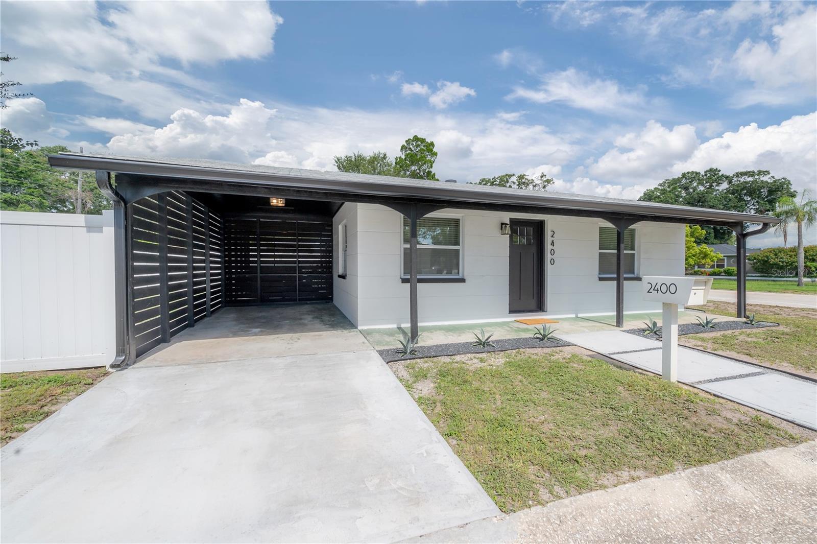 Image 5 of 42 For 2400 34th Avenue N