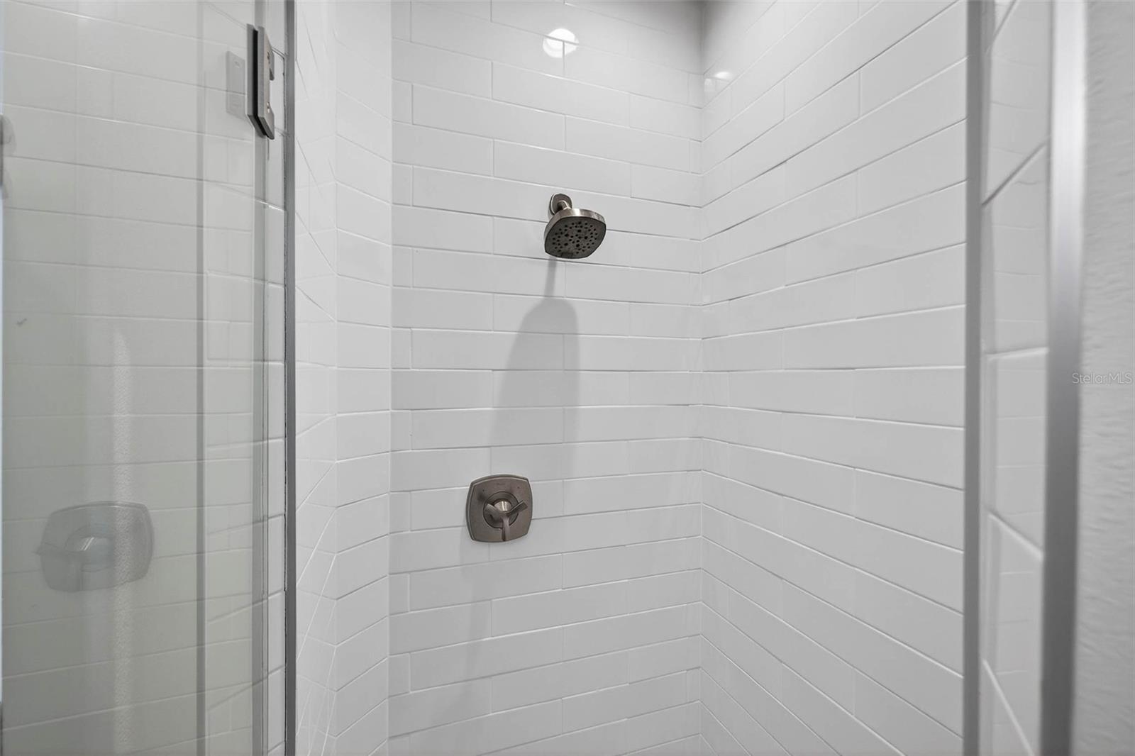 Image 18 of 35 For 104 26th Street N