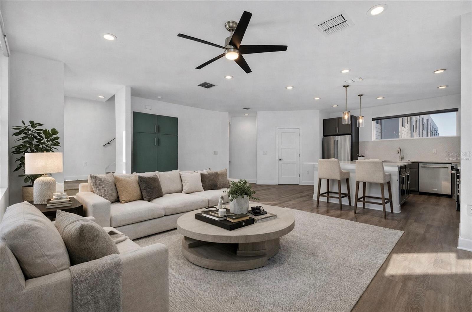 Image 6 of 35 For 104 26th Street N