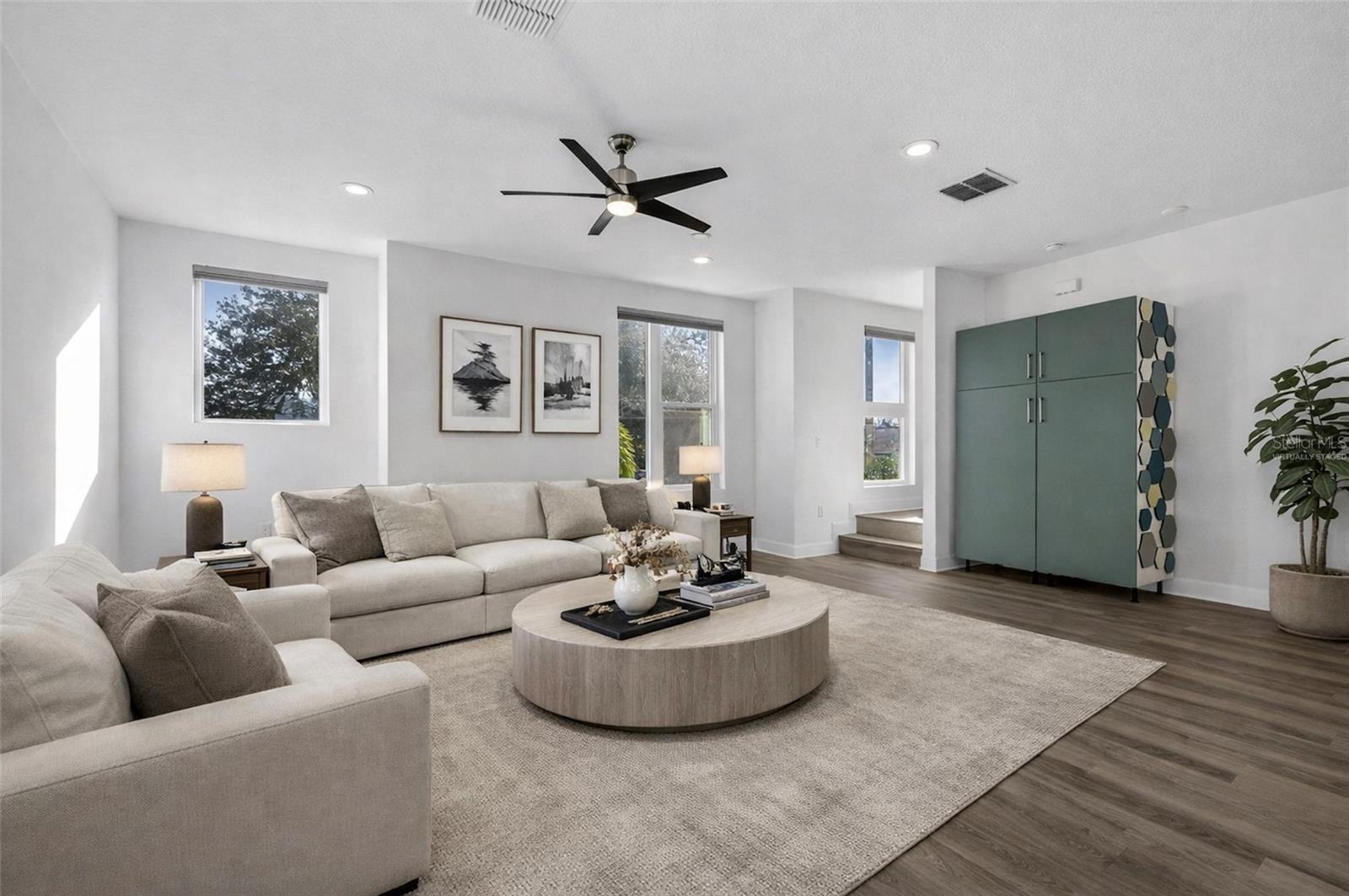 Image 7 of 35 For 104 26th Street N