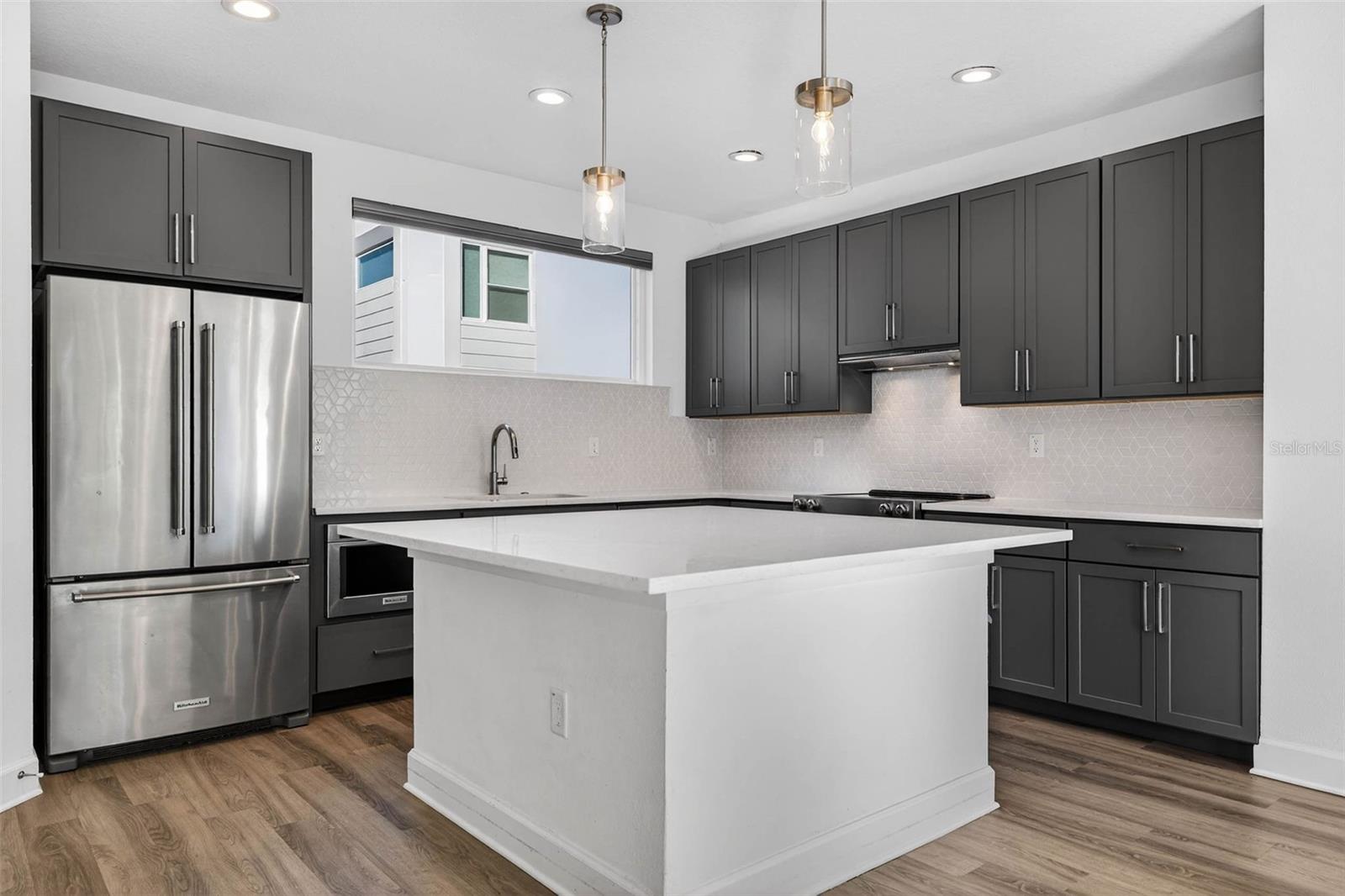 Image 9 of 35 For 104 26th Street N