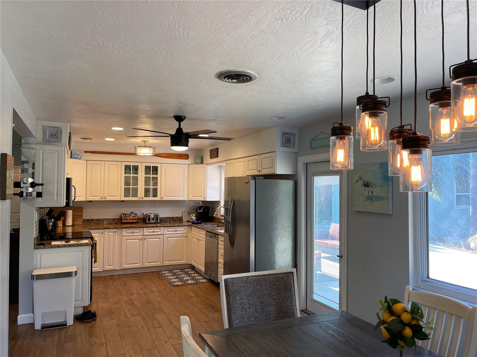 Image 10 of 15 For 1329 Royal Palm Drive S