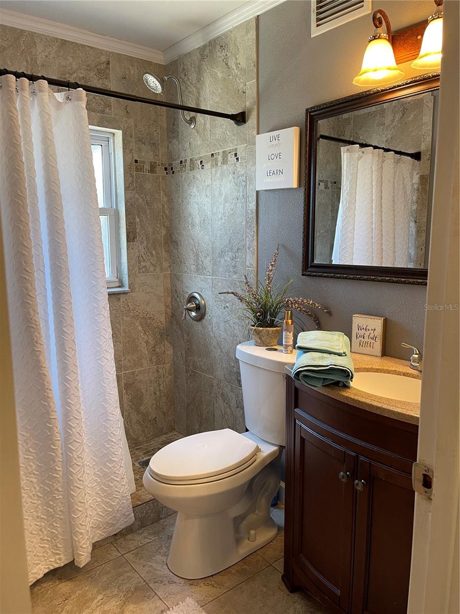 Image 13 of 15 For 1329 Royal Palm Drive S