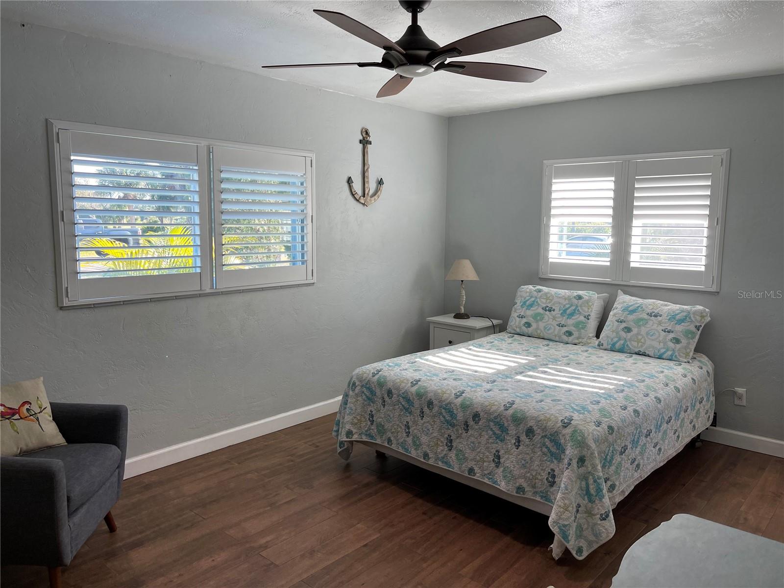 Image 5 of 15 For 1329 Royal Palm Drive S