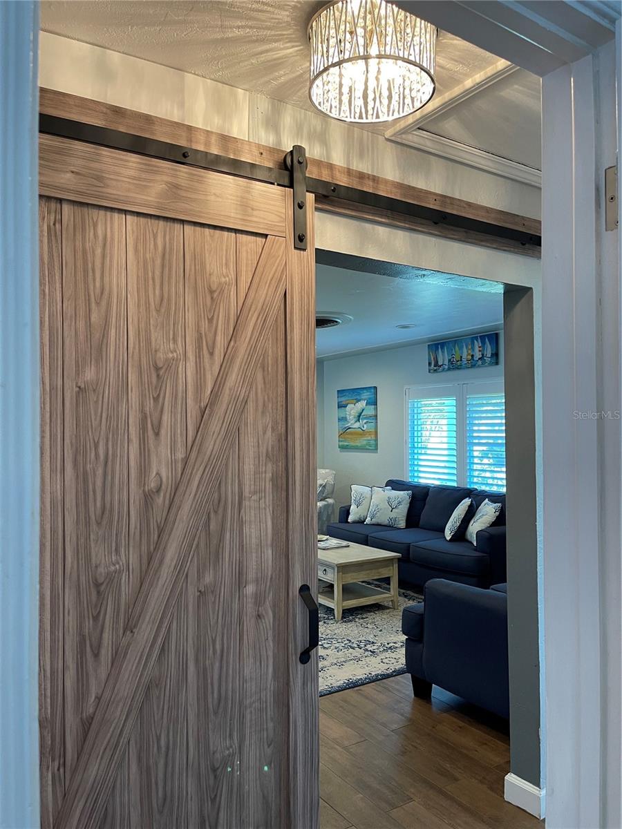 Image 8 of 15 For 1329 Royal Palm Drive S