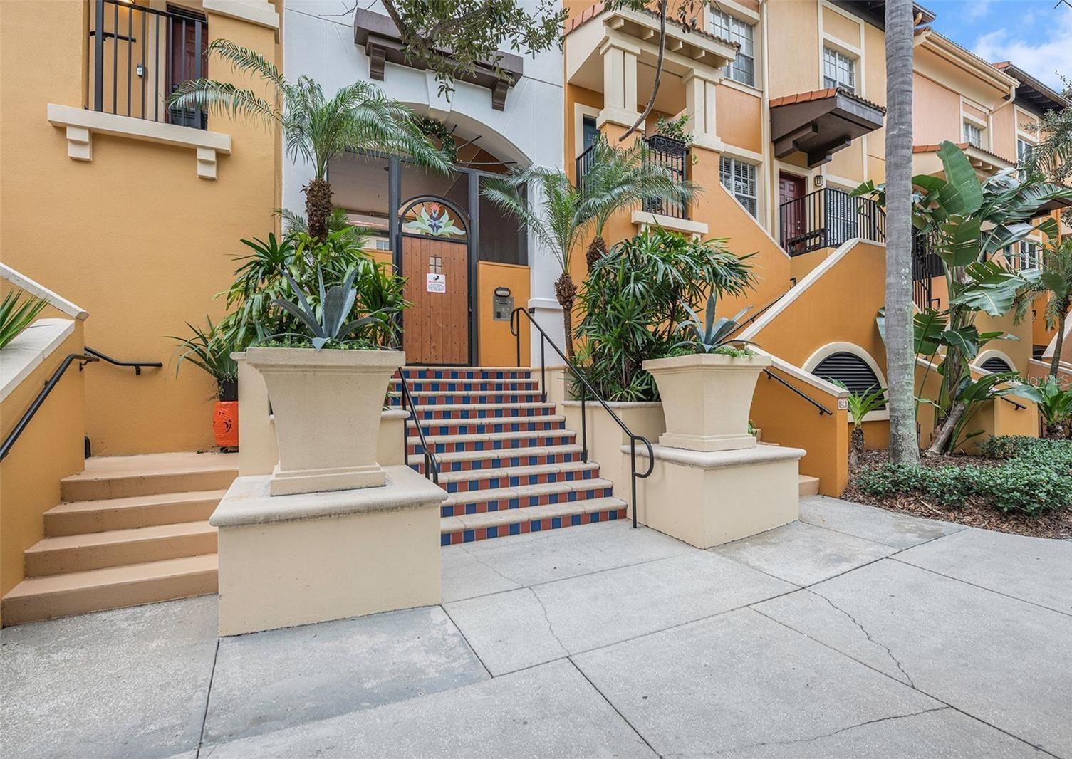 Listing Details for 100 4th Avenue S 115, ST PETERSBURG, FL 33701