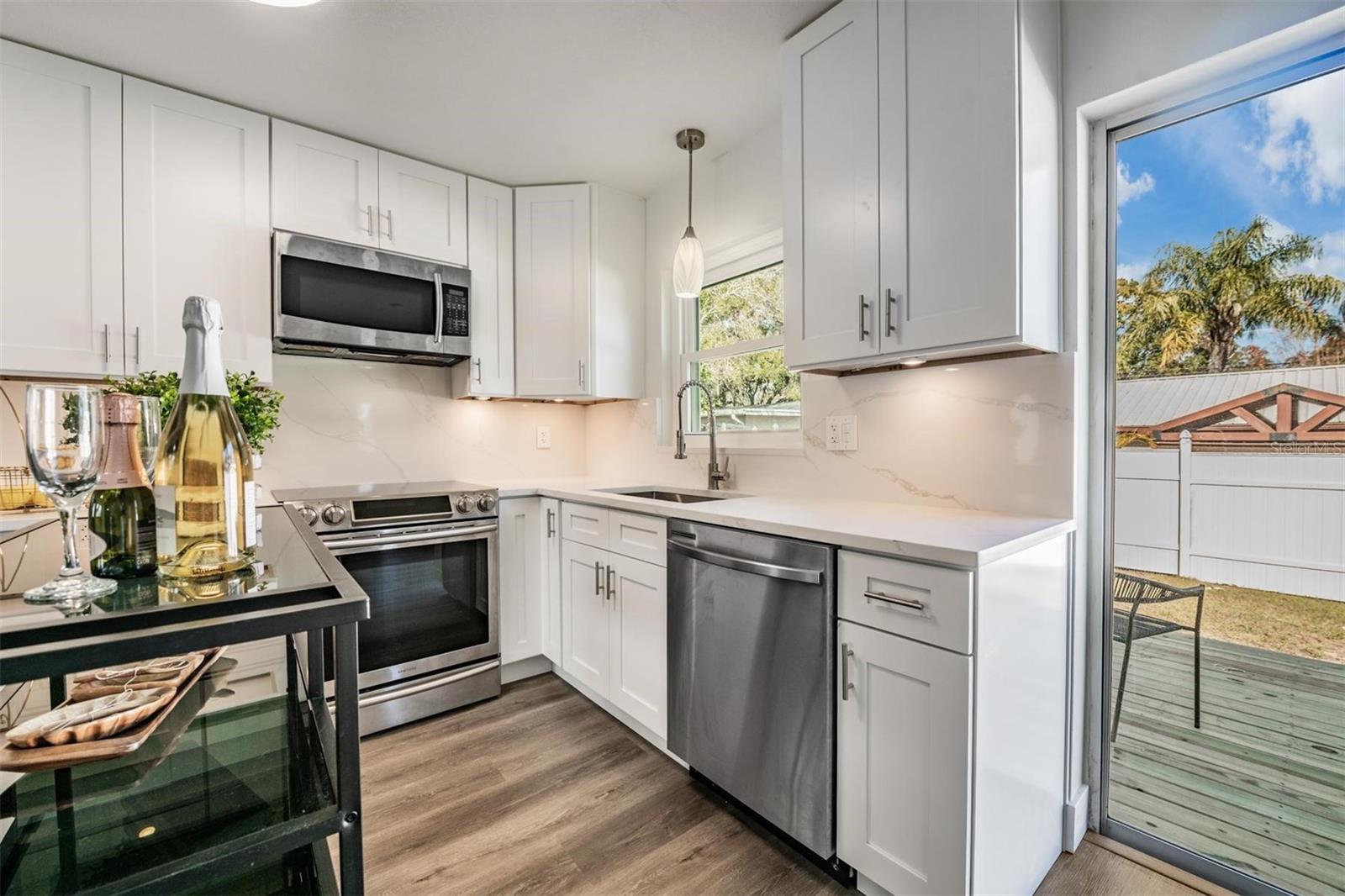 Image 11 of 43 For 66 Lake Shore Drive