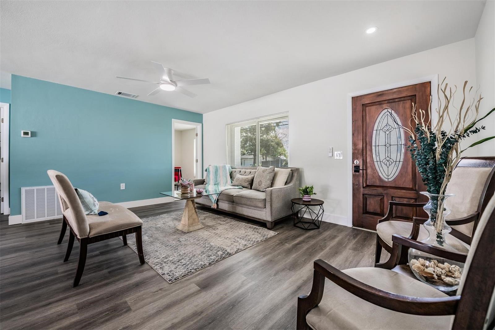 Image 3 of 43 For 66 Lake Shore Drive