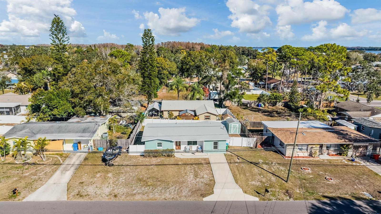 Image 37 of 43 For 66 Lake Shore Drive