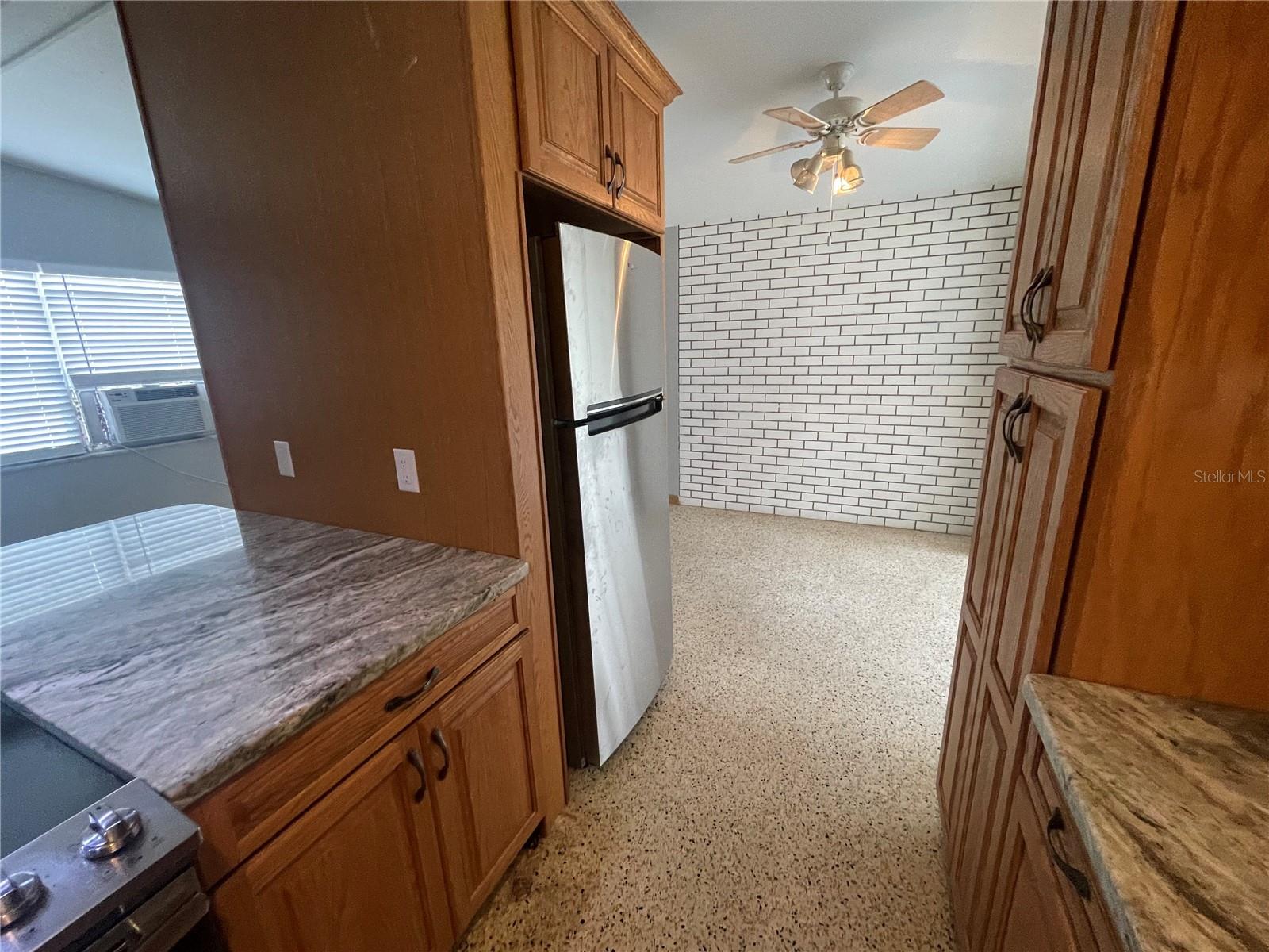 Image 15 of 36 For 501 & 511 Telfair Road