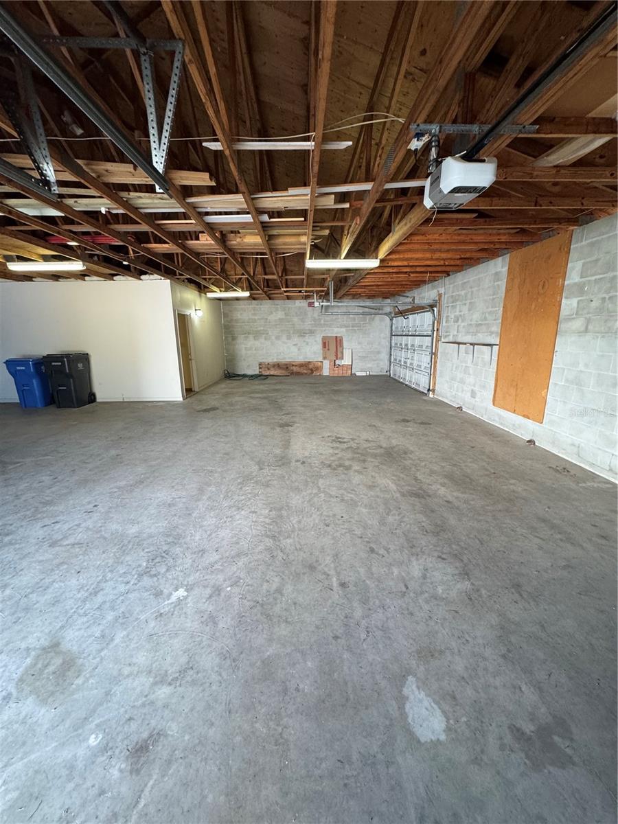 Image 32 of 36 For 501 & 511 Telfair Road