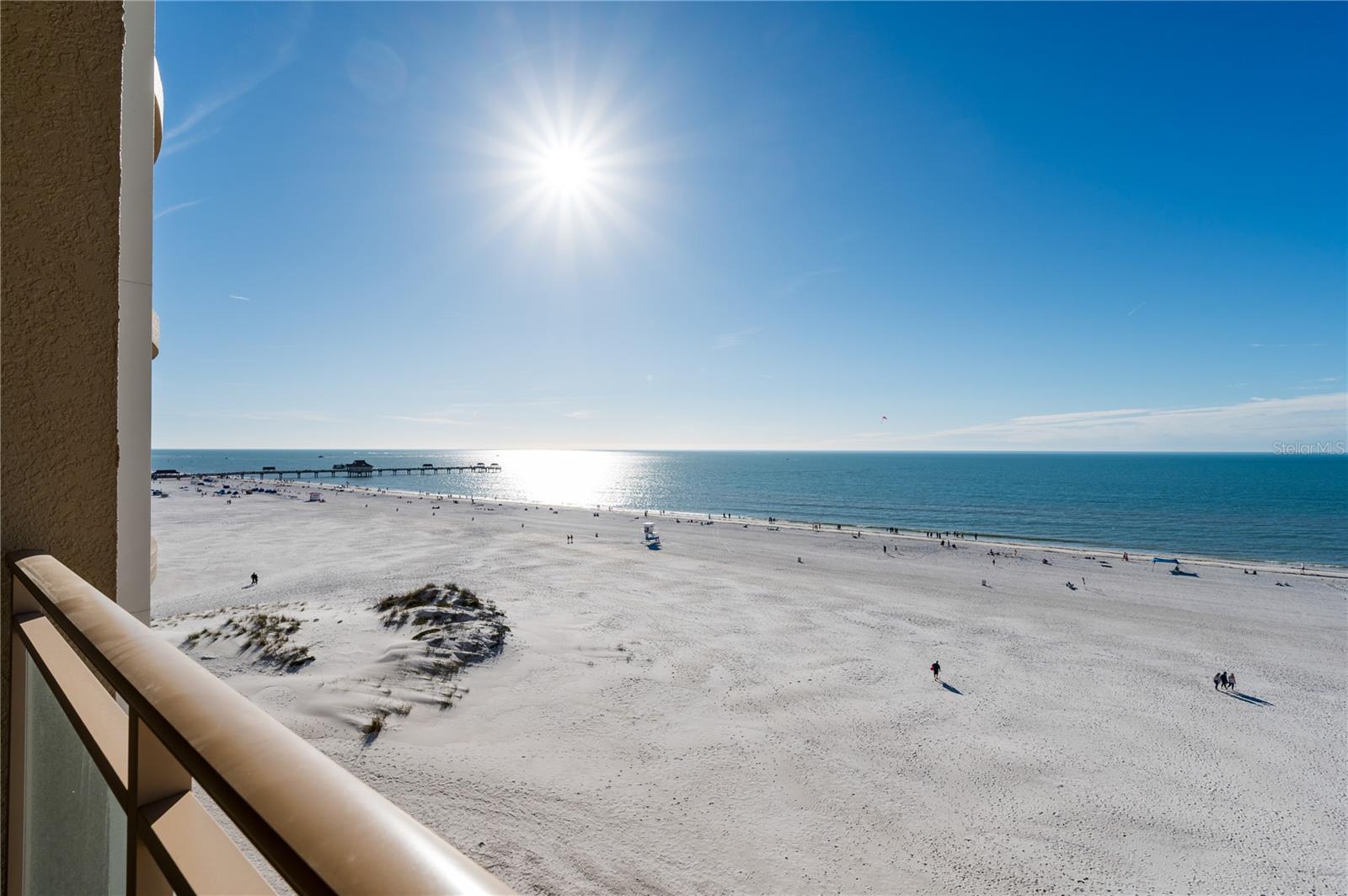 Listing photo id 12 for 11 Baymont Street 702