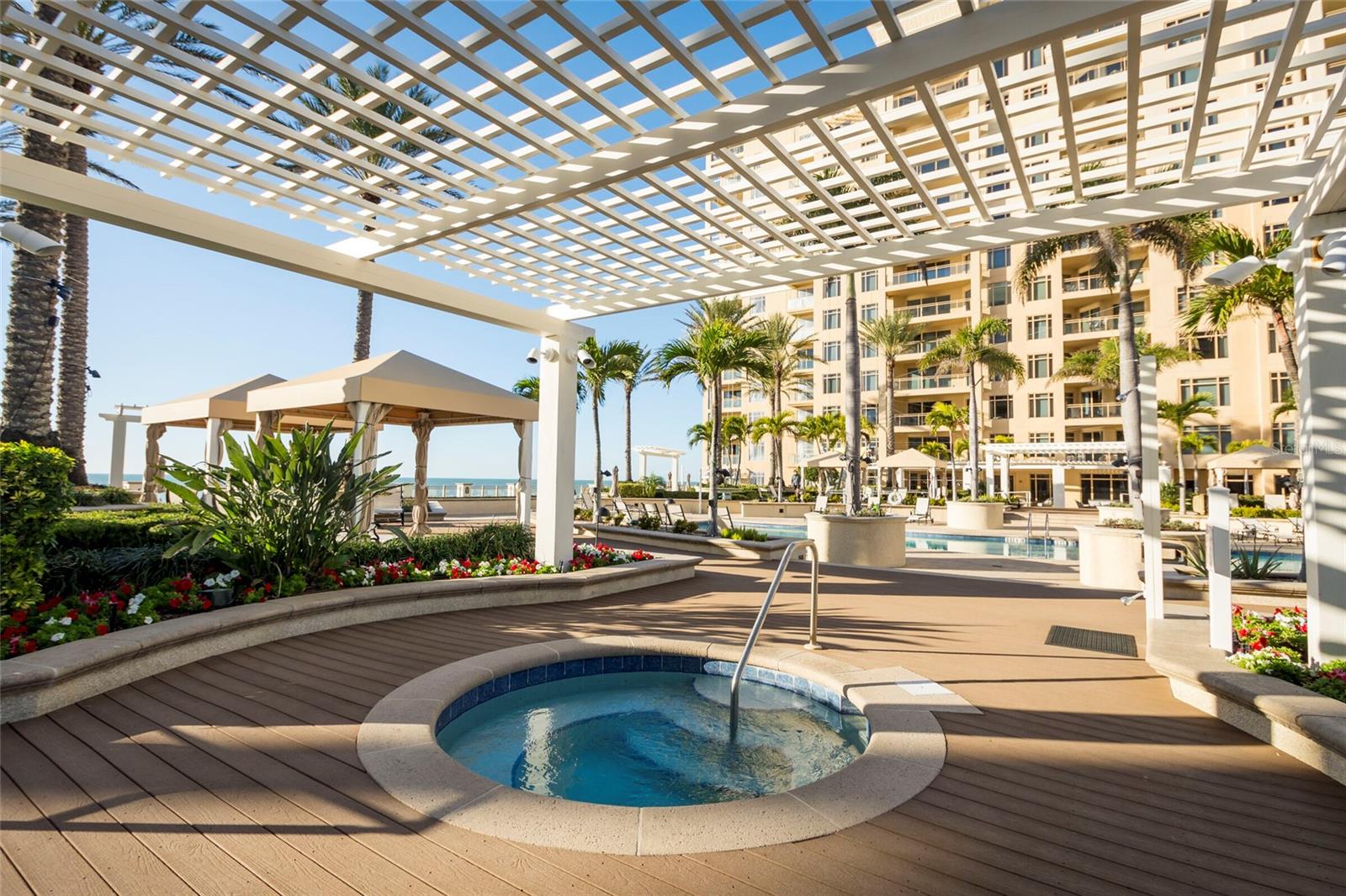 Listing photo id 77 for 11 Baymont Street 702