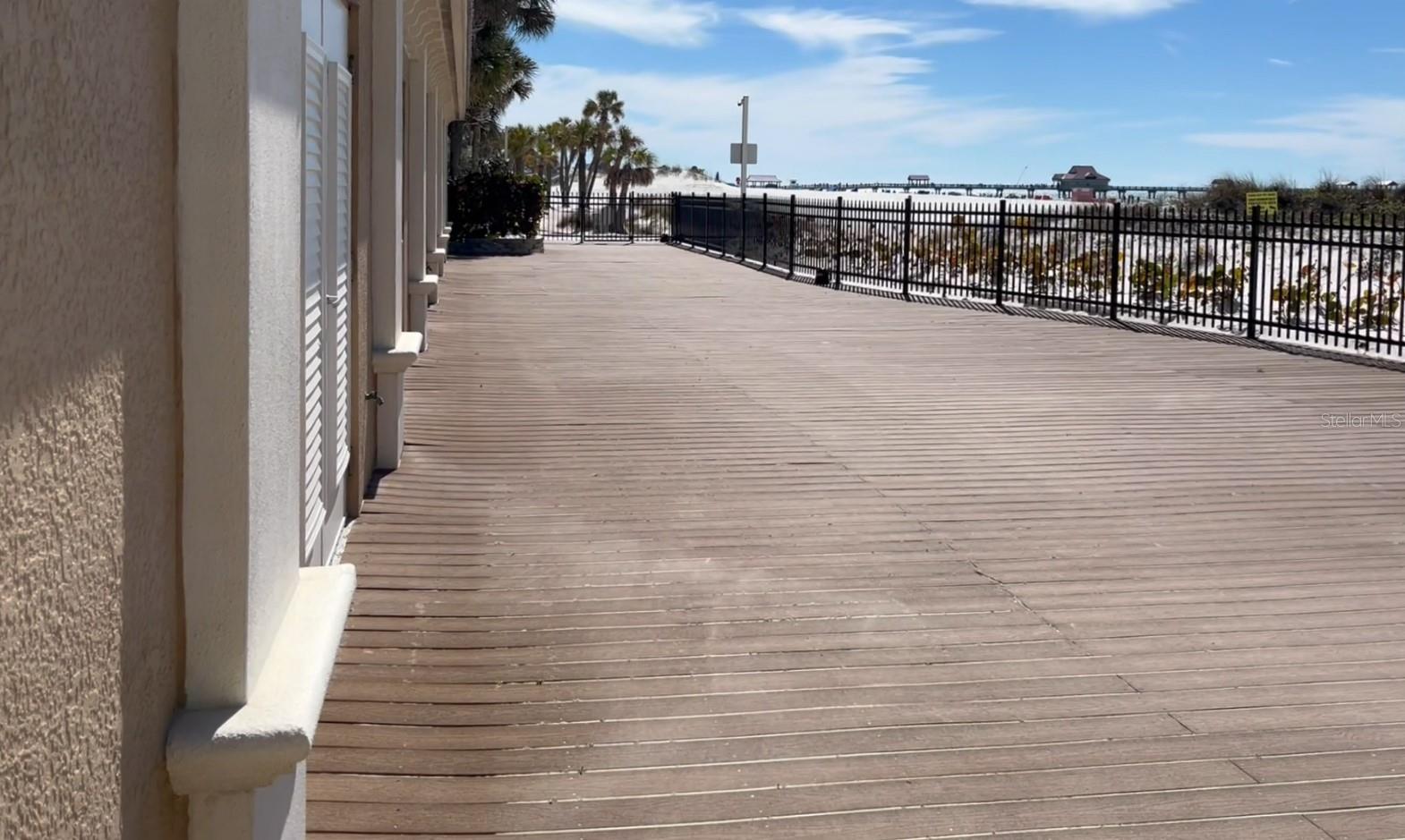 Listing photo id 82 for 11 Baymont Street 702