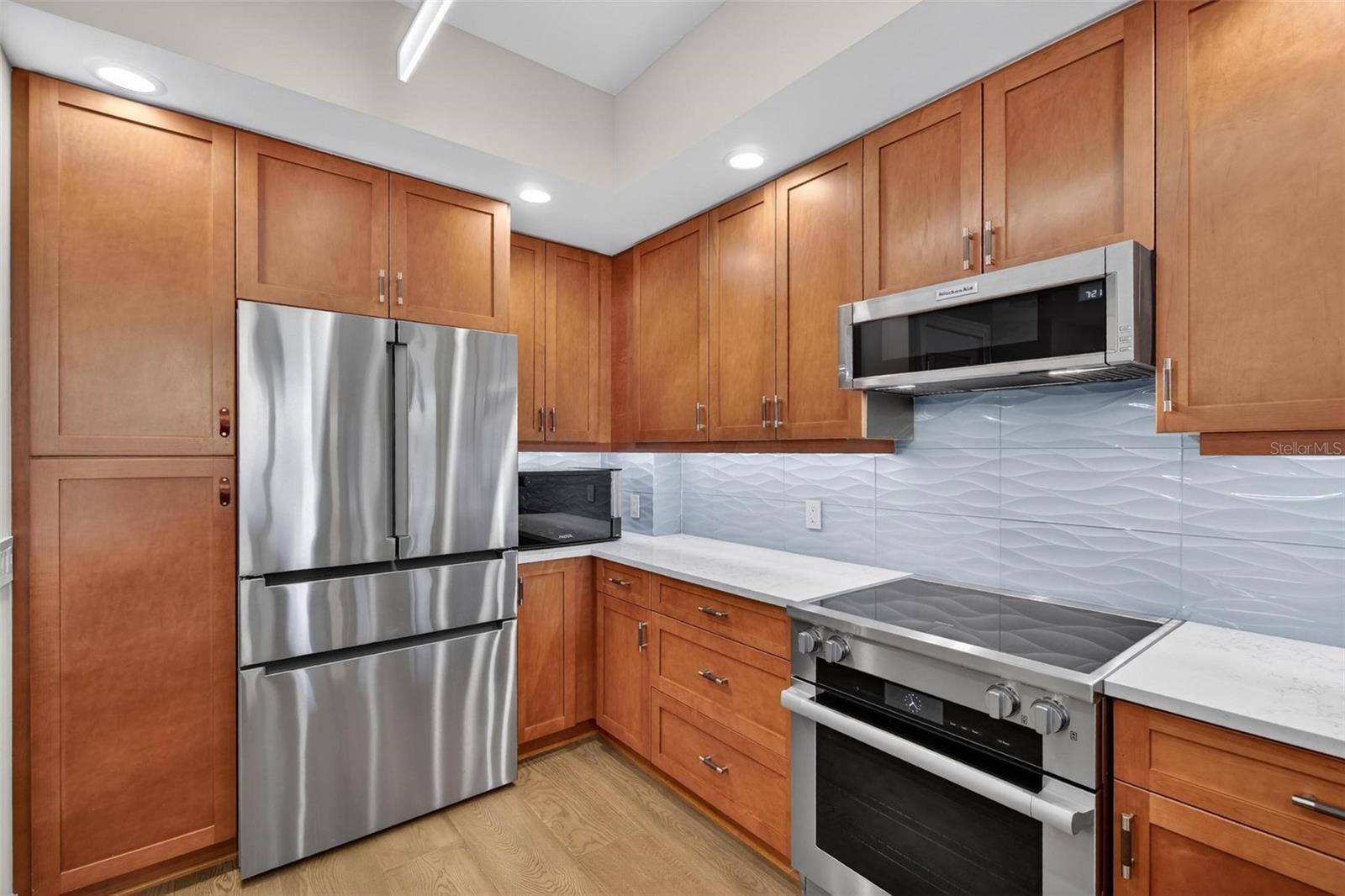 Image 10 of 60 For 1325 Snell Isle Boulevard Ne 302