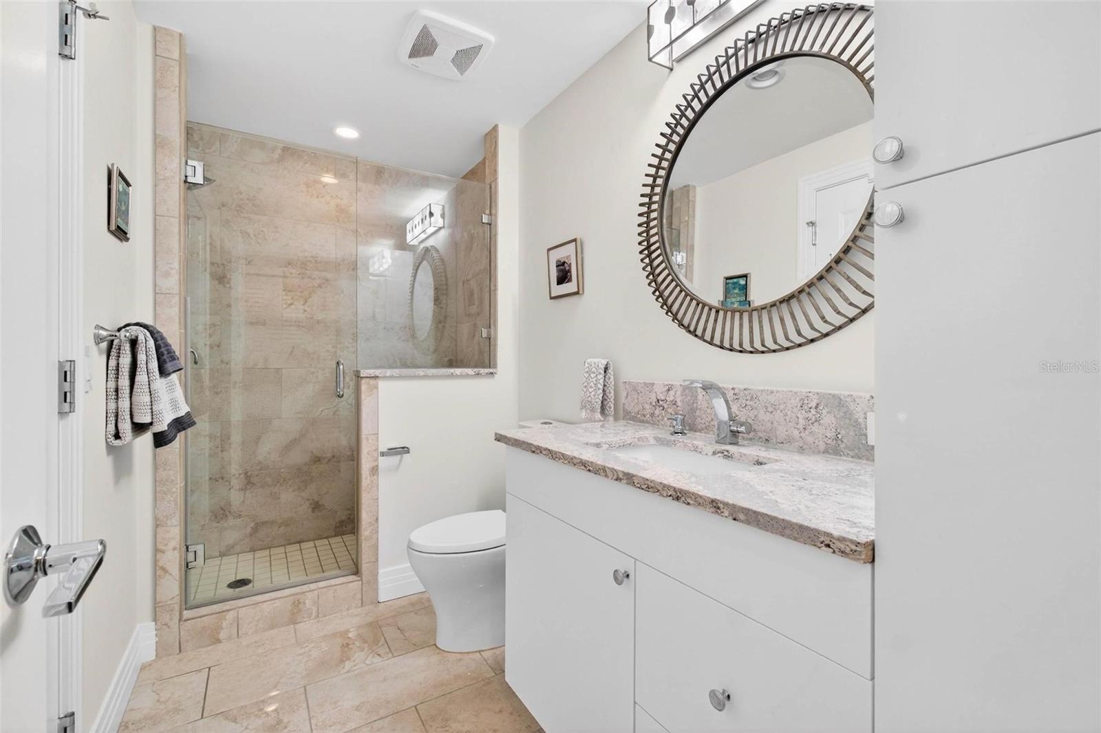 Image 25 of 60 For 1325 Snell Isle Boulevard Ne 302