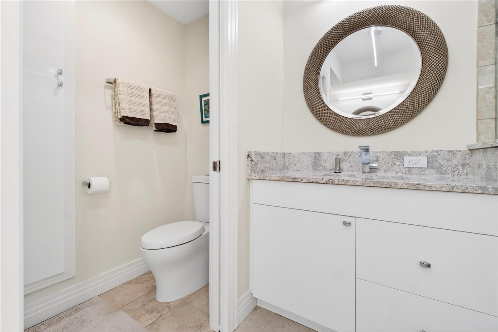 Image 27 of 60 For 1325 Snell Isle Boulevard Ne 302