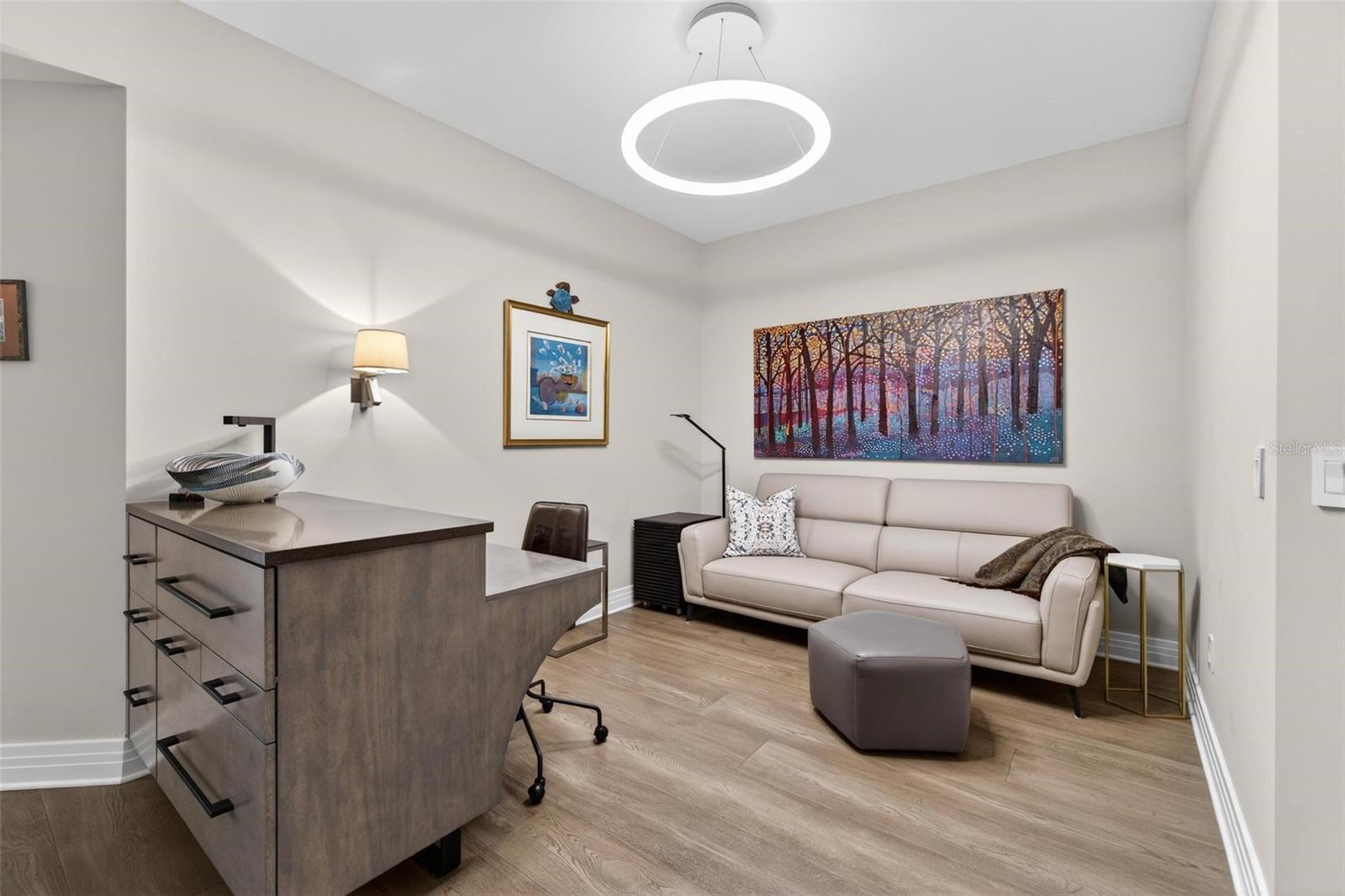 Image 7 of 60 For 1325 Snell Isle Boulevard Ne 302