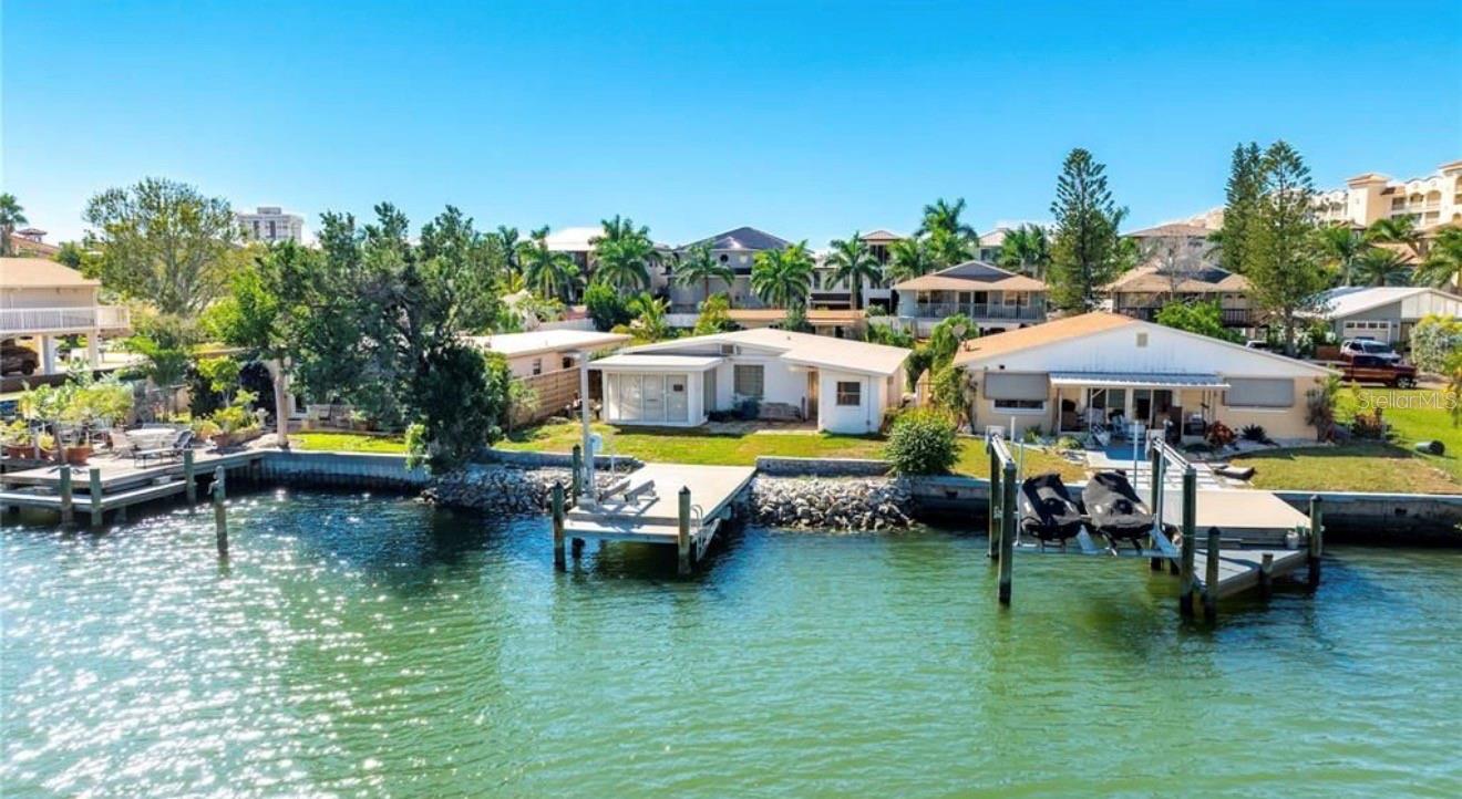 Image 11 of 13 For 17611 1st Street E