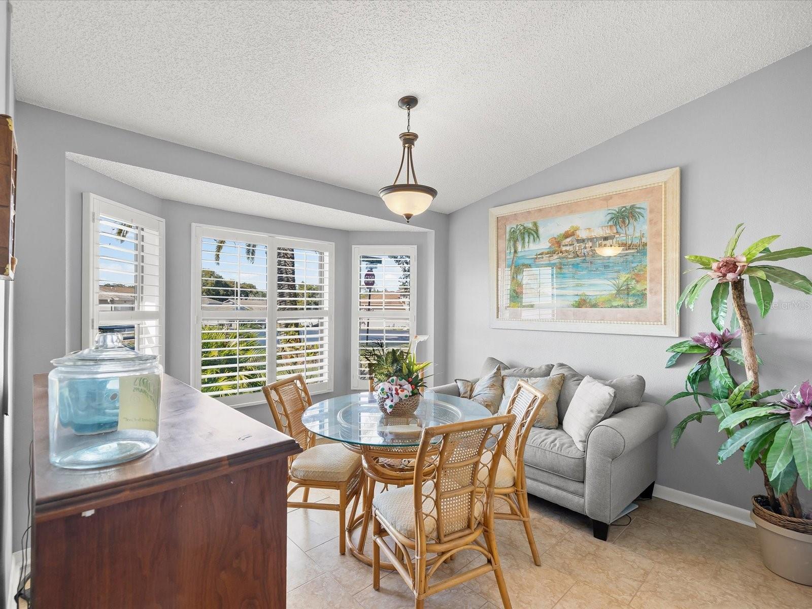 Image 7 of 38 For 10616 Bucks Run