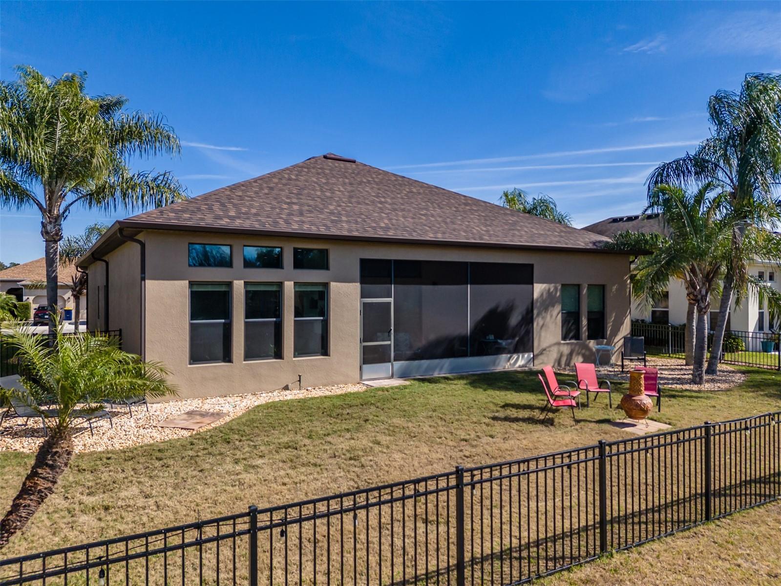 Image 45 of 65 For 4950 Diamonds Palm