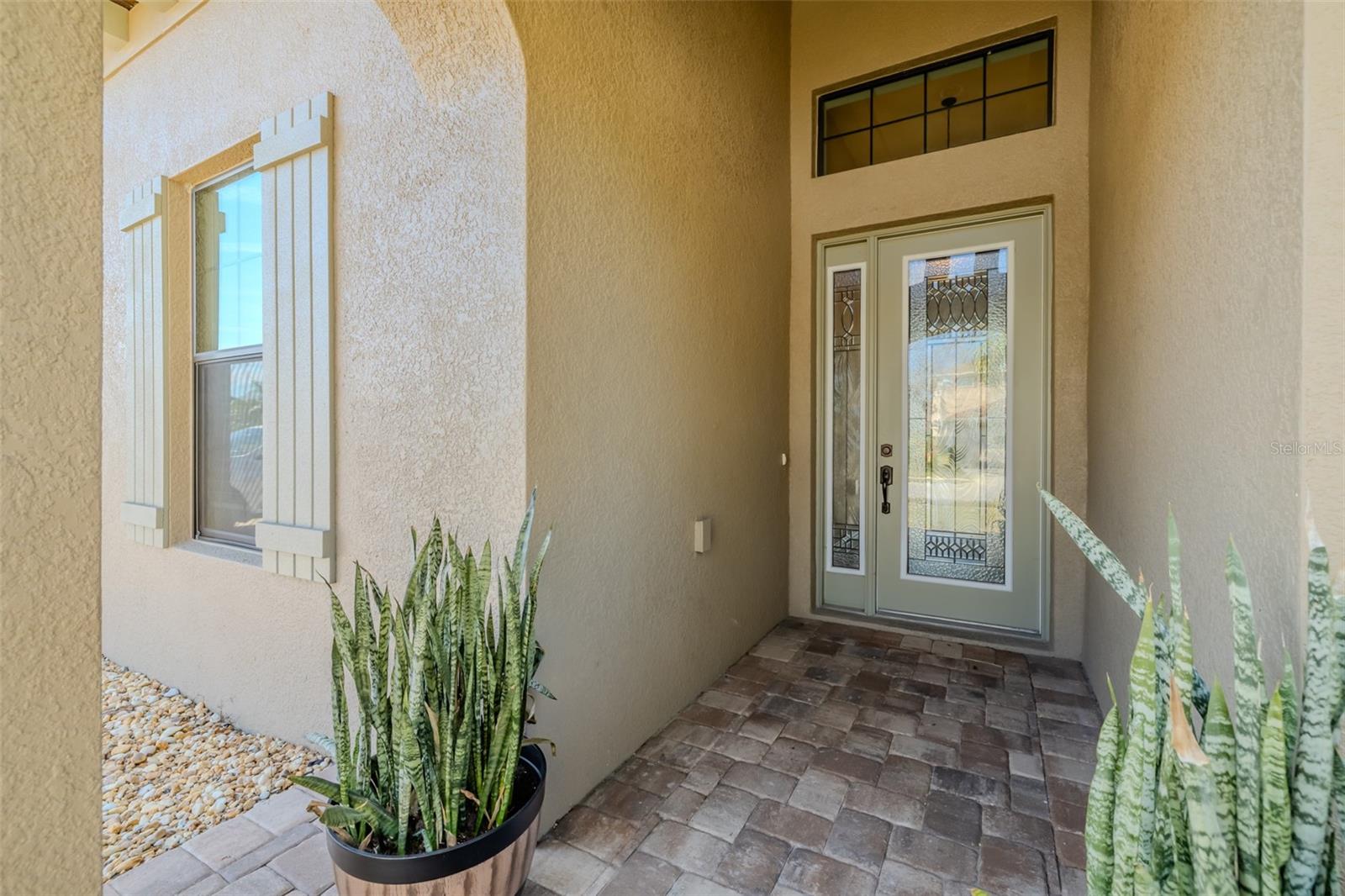 Image 5 of 65 For 4950 Diamonds Palm