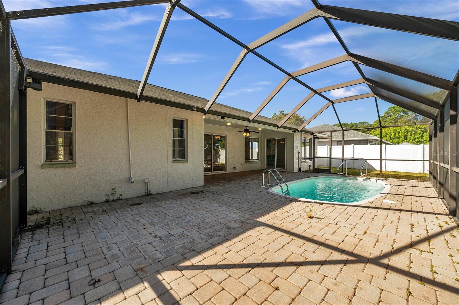 Image 29 of 41 For 1946 Tarpon Court