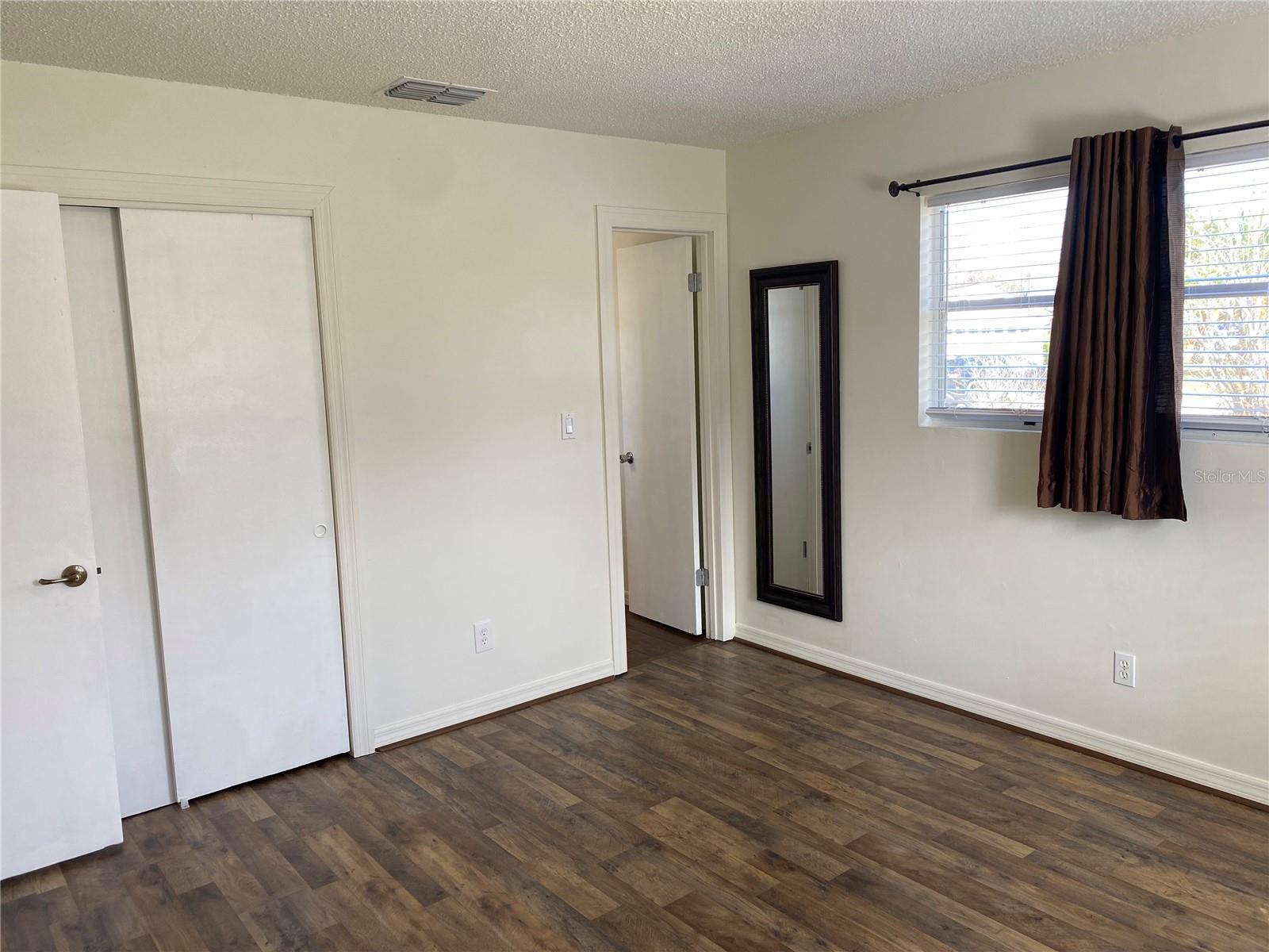 Image 10 of 17 For 14183 Pomona Avenue