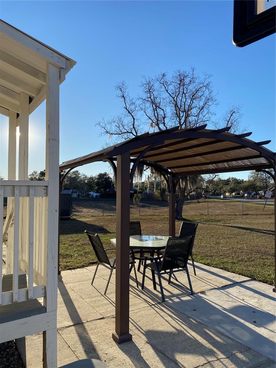 Image 16 of 17 For 14183 Pomona Avenue