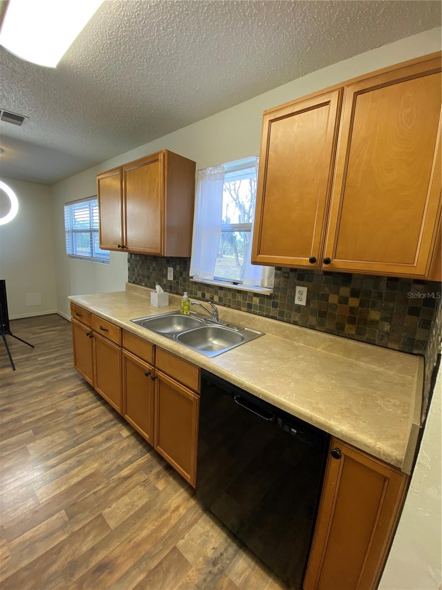 Image 3 of 17 For 14183 Pomona Avenue