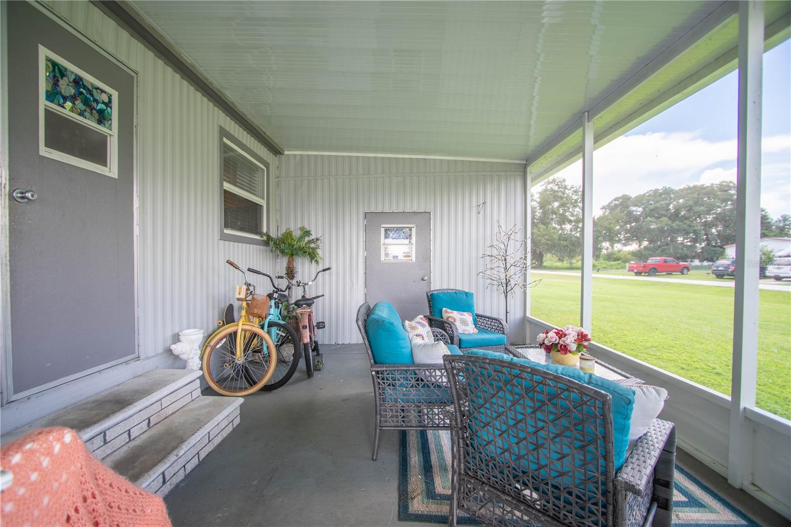 Image 27 of 37 For 9015 Sarah Drive