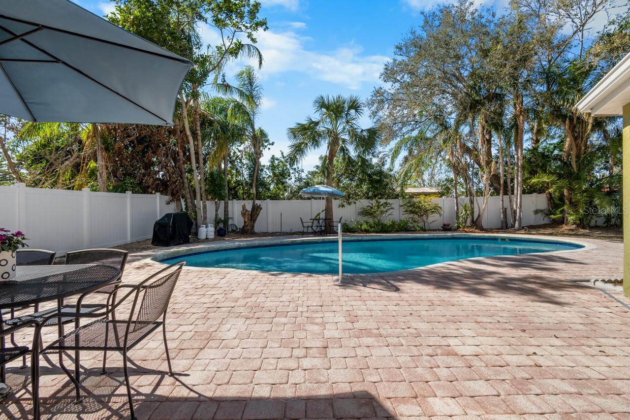 Image 23 of 48 For 309 11th Street Sw