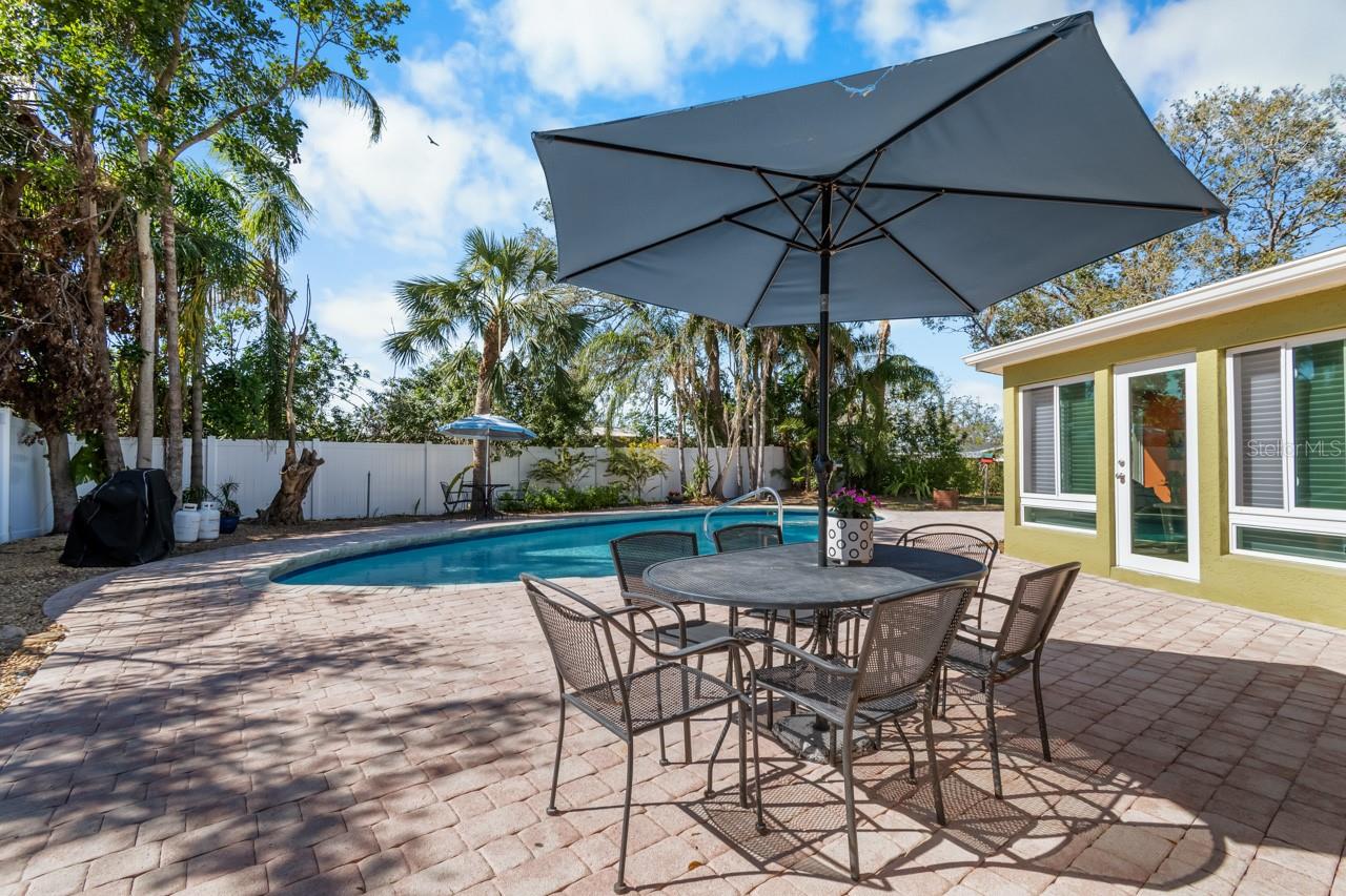 Image 24 of 48 For 309 11th Street Sw