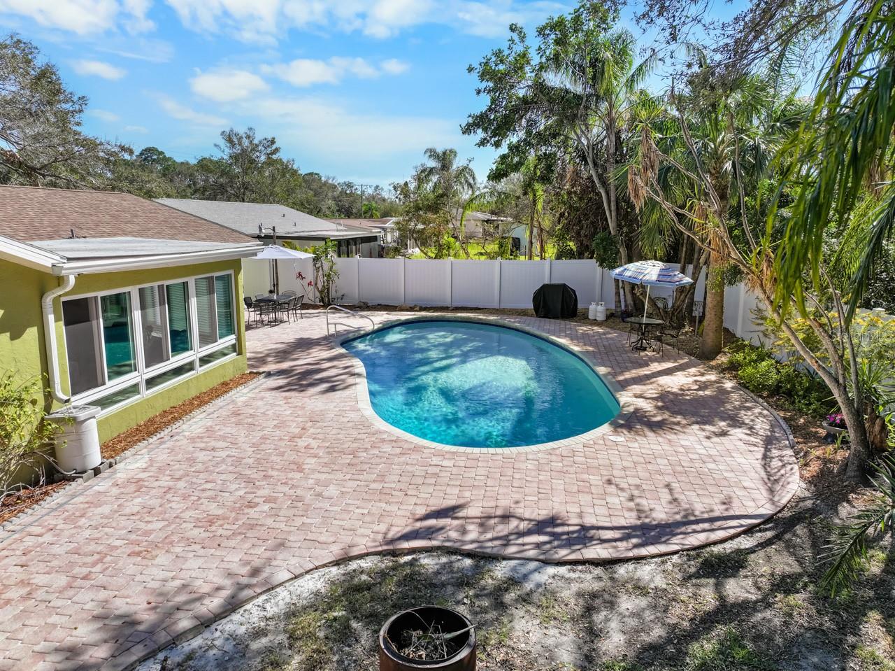 Image 34 of 48 For 309 11th Street Sw