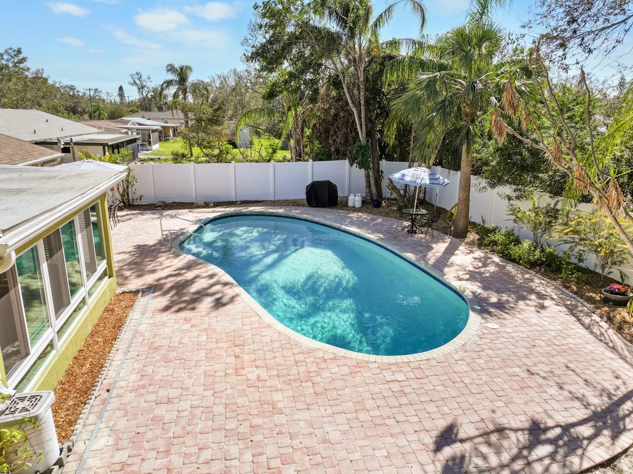 Image 35 of 48 For 309 11th Street Sw