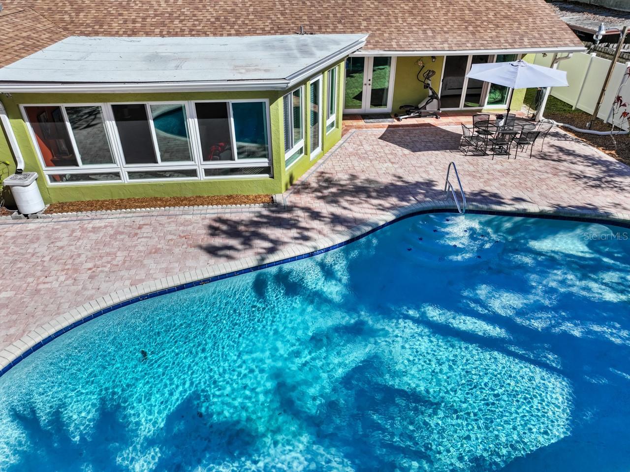 Image 37 of 48 For 309 11th Street Sw