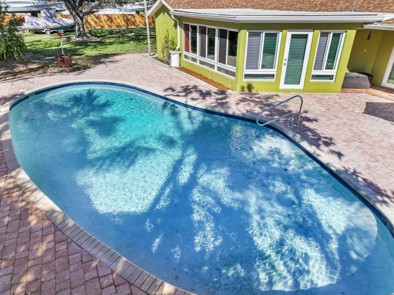 Image 38 of 48 For 309 11th Street Sw