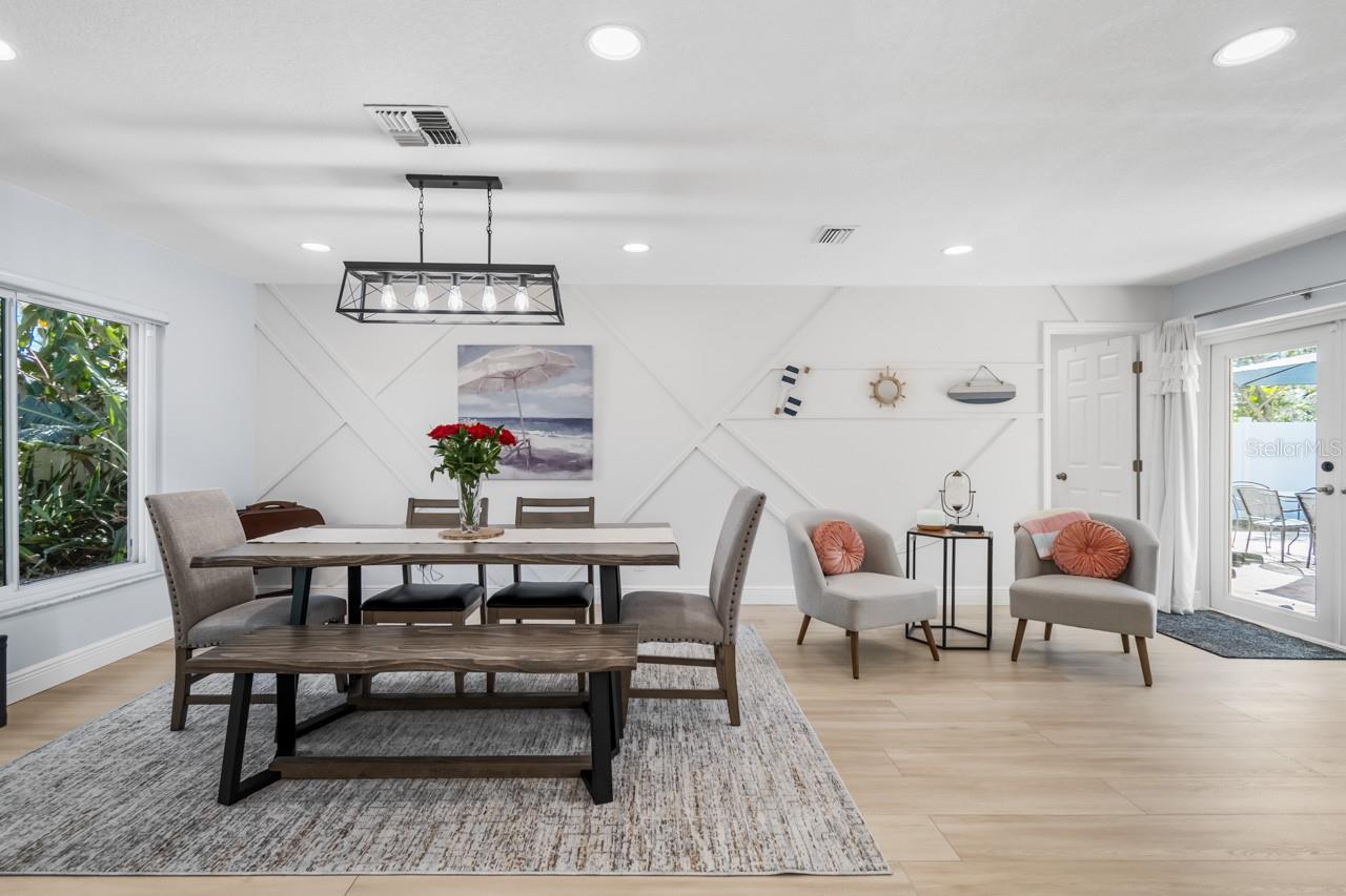 Image 5 of 48 For 309 11th Street Sw