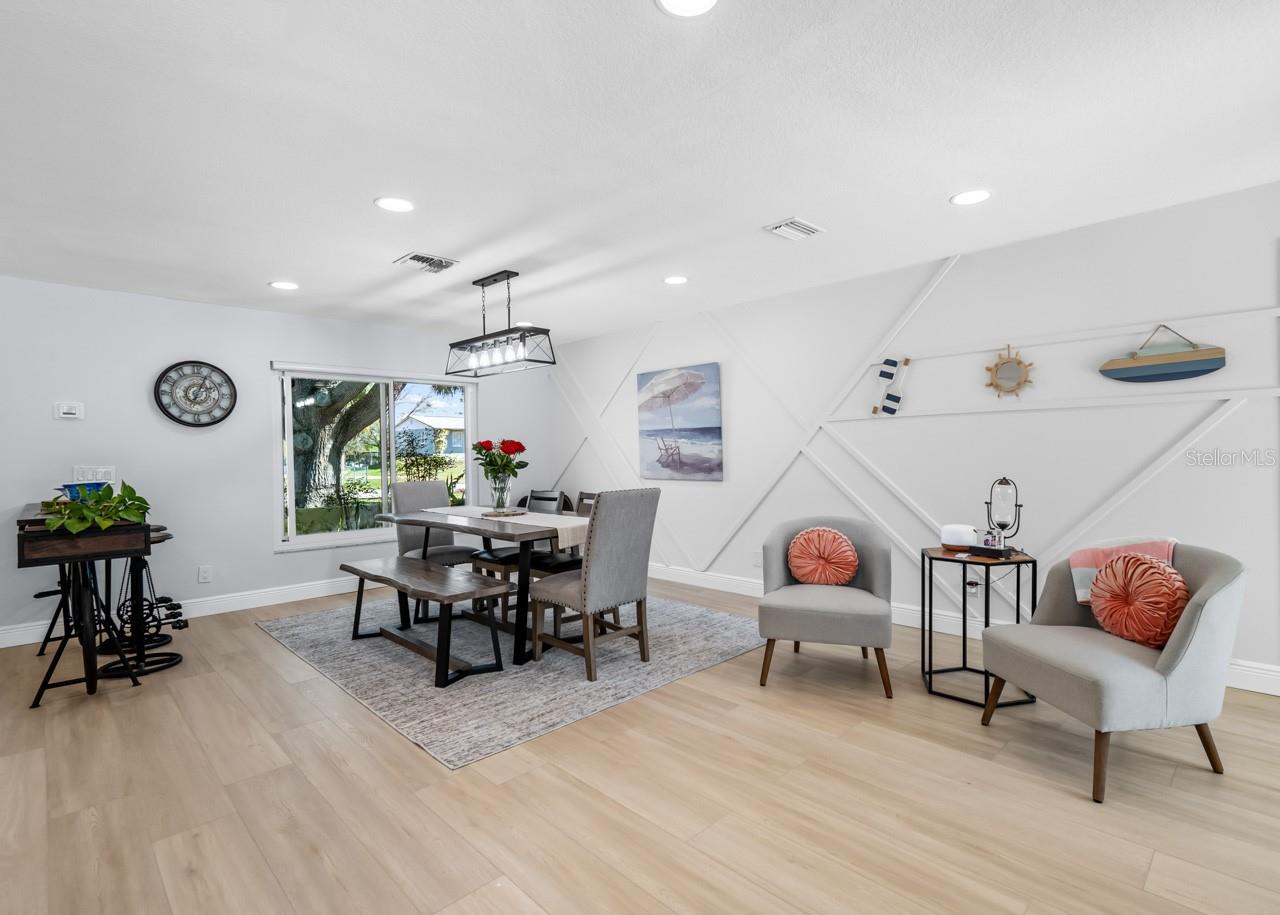 Image 6 of 48 For 309 11th Street Sw