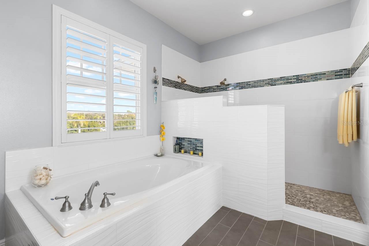 Image 27 of 67 For 404 Inlet Road