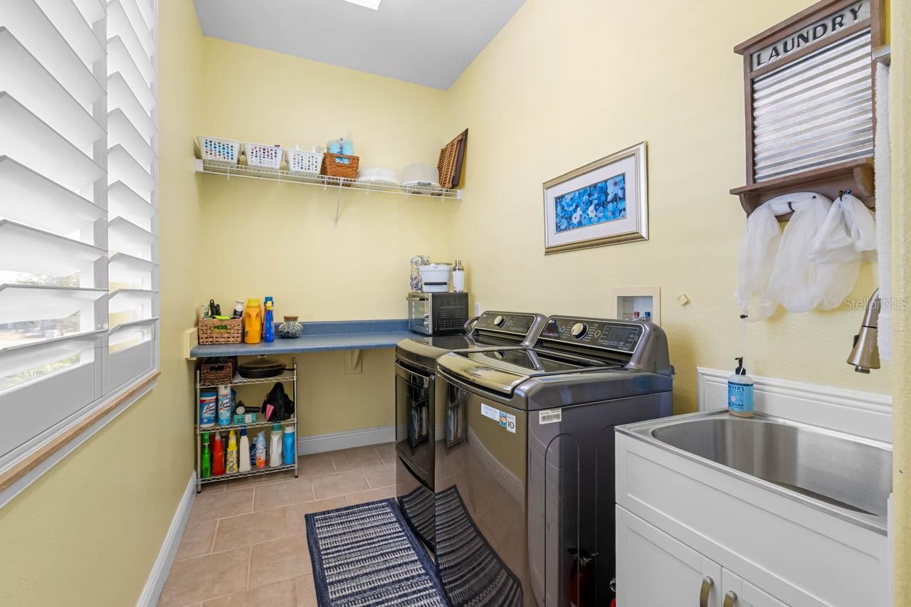 Image 31 of 67 For 404 Inlet Road