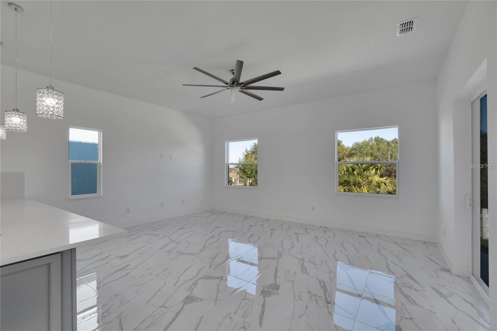 Image 12 of 56 For 6516 Simone Shores Circle