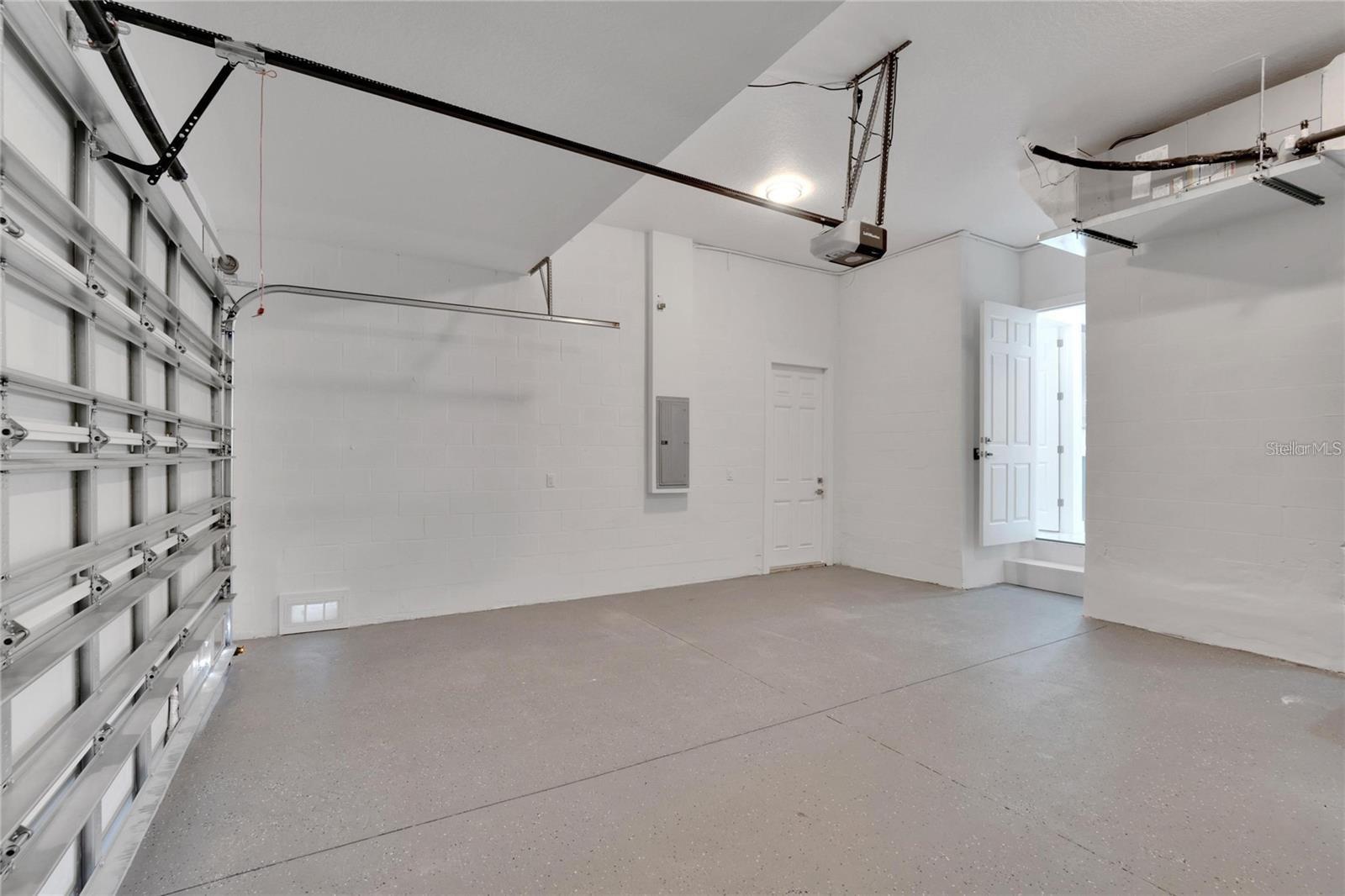 Image 20 of 56 For 6516 Simone Shores Circle