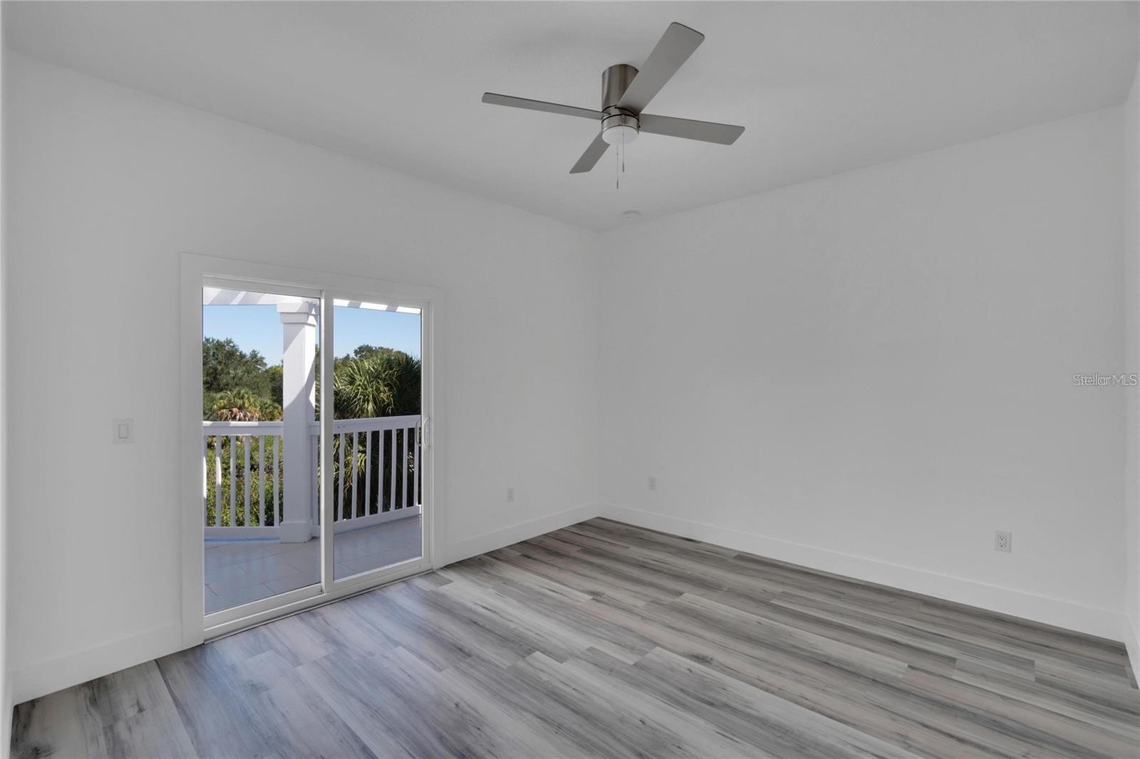 Image 30 of 56 For 6516 Simone Shores Circle