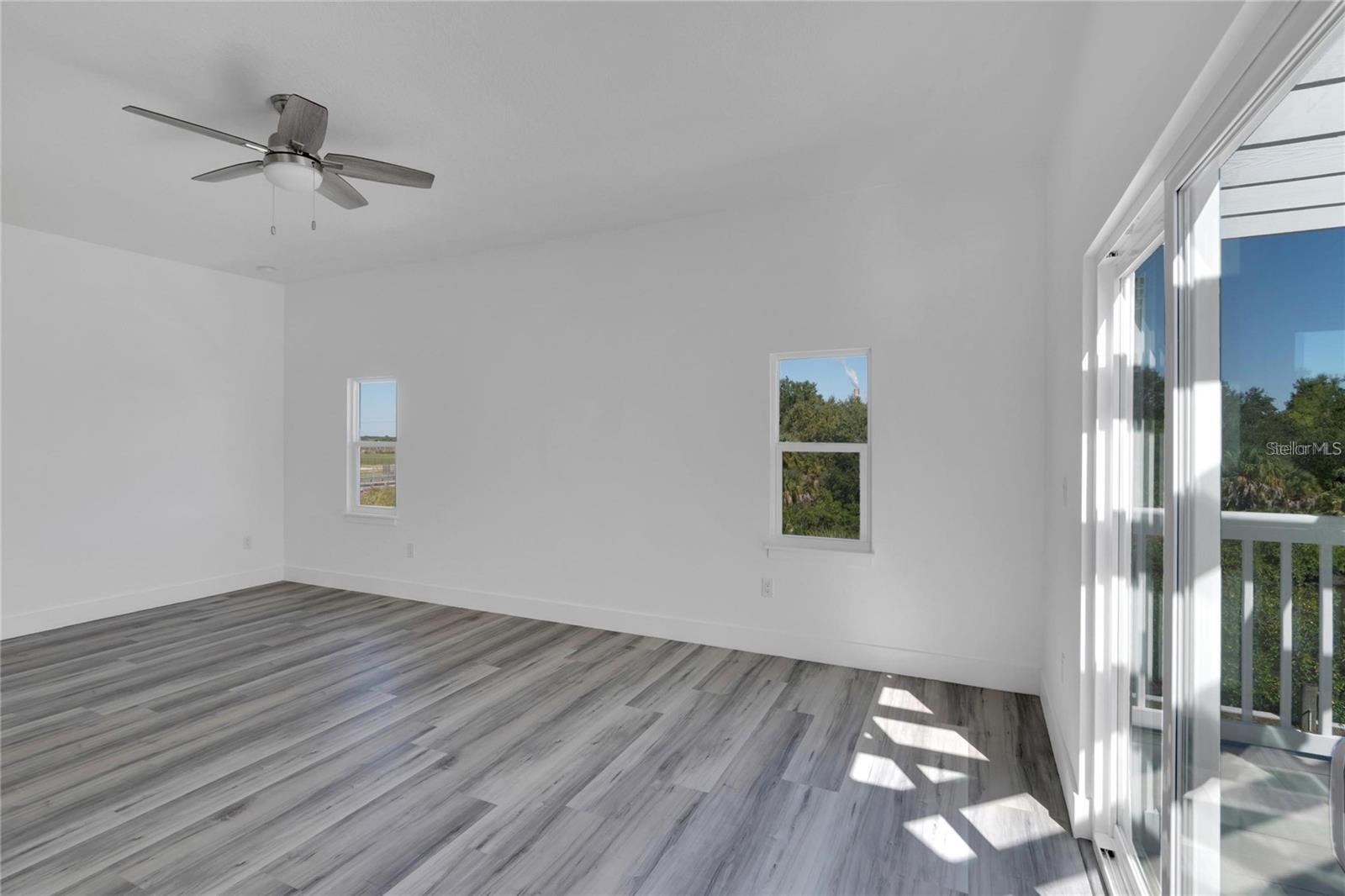 Image 36 of 56 For 6516 Simone Shores Circle