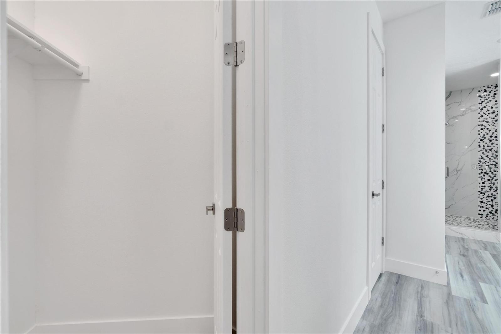 Image 39 of 56 For 6516 Simone Shores Circle